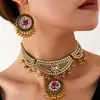 1 Conjunto de Colar e Brincos Femininos Elegantes com Flor de Strass Estilo Étnico Retrô da Moda Conjunto de Joias Femininas