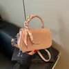 Bolso Femenino de Moda de Nicho Transfronterizo Otoño 2026, Elegante y Versátil para Hombro, Cruzado, Bolso de Mano, Elegante Bolso Cuadrado Pequeño