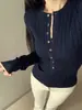 Estilo coreano temperamento gola semiaberta fileira de botões malha feminina outono e inverno novo macio e ceroso modelagem justa emagrecedor camada interna camisa base top