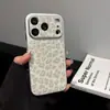 Funda de Teléfono con Estampado de Leopardo y Ventana Grande Adecuada para Apple 17Promax Moderna 13 Modelo de Comercio Exterior 15/16/17 Textura de Tacto Suave