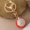 Llavero de coche de lichi con incrustaciones de diamantes, colgante para bolso de mujer, llavero de metal, colgante de fruta, regalo transfronterizo al por mayor