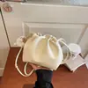 Bolso de Hombro para Mujer de Gran Capacidad Exquisito Transfronterizo 2026 Nuevo Verano Gran Capacidad Bolso Cruzado Tipo Cubo para Viajes