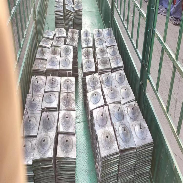 托盘 (4)