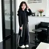 Conjunto deportivo de otoño para niñas 2026 nuevo elegante y moderno atuendo de dos piezas para niñas mayores, perfecto para primavera y otoño
