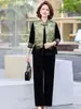 Moda Otoñal Nueva Estilo Chino Elegante Conjunto para Madre: Conjunto de Tres Piezas con Chaleco Bordado de Terciopelo Dorado para Mujeres de Mediana Edad y Mayores