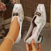 Estilo Nacional Novo Estilo Chinês Sapatos de Salto Alto Quadrados de Metal para Mulheres 2026 Venda Quente Solado Macio Bordados Retrô Mocassins de Tamanho Grande
