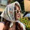 Suave brisa de primavera~ Pañuelo cuadrado de graffiti arcoíris dopamina para mujer, nuevo modelo 2026, pañuelo para la cabeza con diseño único y accesorio para la cintura