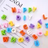 Miçangas Acrílicas Cor Creme com Furo Grande de Números e Letras para Correntes de Celular Artesanais DIY, Pingentes de Bolsa e Acessórios Decorativos