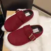 Pantuflas peludas para mujer para usar en exteriores en otoño e invierno, forradas de forro polar para abrigar, nuevo estilo 2026, medias pantuflas cerradas en la punta con aumento de altura interior y suela gruesa, zapatos casuales