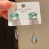 Pendientes de Plata con Aguja, Lujo Ligero, Circonita, Borla de Gota de Agua Asimétrica, Moda de Nicho Europea y Americana, Personalidad, Temperamento, Pendientes de Gama Alta