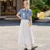 Traje de Mezclilla para Mujer 2025 Verano Nueva Moda Casual Petite Chaqueta Corta Camisola Blanca Vestido Conjunto de Dos Piezas