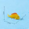 Decorações de aquário paisagístico em miniatura DIY de peixe dourado, acessórios para aquários e fontes de água, chaveiros criativos de peixe pequeno, figuras de resina