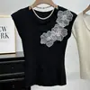 Camiseta Chic de Manga Corta con Estampado Floral Tridimensional, Cuello en U Pequeño, Hombros Descubiertos, Temperamento Suave Estilo Francés, Versátil para Mujer
