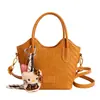 Bolsa Tote Tendência para o Trabalho Feminina 2026 Nova Moda Outono Sensação Retrô Bolsa de Ombro Grande Capacidade Portátil Pequena Bolsa