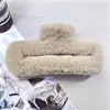 Pinza para el pelo de felpa imitación pelo de conejo Clip para el pelo esponjoso coreano Otoño e Invierno Estilo suave Pinza de tiburón grande Accesorio para el pelo Venta al por mayor