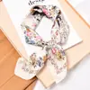 Pañuelo cuadrado pequeño de 70 cm para mujer, bufanda nueva de primavera y otoño, versátil, regalo para madre, bufanda práctica, a la moda, de alta gama
