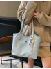Bolsa Elegante Transfronteiriça para o Dia a Dia Feminina Grande Capacidade 2025 Nova Primavera Versátil Ombro Bolsa de Compras Bolsa Tote Casual