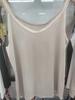 Nova camisola de renda de seda gelada, elegante, combina com todas as cores, estilo básico clássico, sexy, roupa interna e externa