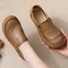 Zapatos de Cuero Genuino Lofu Temporada Primavera-Otoño 2025 de una Sola Capa para Adultos Mayores Planos Retro Zapatos de Madre Boca Profunda Antideslizantes Punta Redonda Zapatos de Mujer Hechos a Mano
