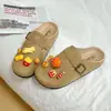 2025 Versátiles Zapatos Birkenstock Slip-On de Moda Coreana Pantuflas de Interior Hogar Nuevos Zuecos Birkenstock