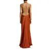 Elegante Vestido de Noche de Color Sólido con Cuello Halter, Espalda Profunda en V, Diseño Plisado y Falda Larga hasta el Suelo