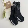 Calcetines de Algodón para Bebé de Longitud Media para Primavera y Otoño, Calcetines Sueltos de Color Sólido con Moño para Bebés de 0 a 1 Año, Calcetines de Longitud Media Estilo Princesa Coreana