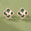 Pendientes de Mariposa y Trébol de Cuatro Hojas para Mujer, Modernos y Creativos, Pendientes de Hierba para Olvidar tus Preocupaciones, de Moda y Versátiles, Accesorios para Orejas de Gama Alta de Nicho