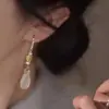 Pendientes de perlas de imitación chinas, nuevos pendientes chinos 2024, diseño de nicho, pendientes de alta calidad, pendientes antiguos chinos para mujer.