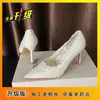 Sapatos de Casamento Clássicos e Elegantes de Salto Alto Vermelho com Renda em Rede, Bico Fino e Saltos Finos, Novo Estilo da Moda 2026
