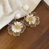 Brincos de Flor de Ráfia Metálica Transfronteiriços Agulha de Prata, Design de Nicho, Brincos de Tarraxa Elegantes, Simples e Versáteis, Brincos de Alta Qualidade