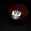 Broche de águila bicéfala creativo de venta caliente de comercio exterior transfronterizo, broche de aleación retro con forma de animal, accesorios de ropa, venta al por mayor al contado