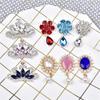 Venta al por mayor de fábrica de colgantes de corona, flor y ópalo con diamantes de imitación de perla, joyas, agujeros para zapatos y bolsos, accesorios de bricolaje.