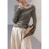 Guangzhou Trece Líneas Alta Calidad ~ Camiseta de Manga Larga Rayada con Hombro Asimétrico Diseñada para Mujer Otoño Temprano 2025 Nuevo Top Irregular