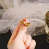 Anillo Mariposa Flor Estilo Étnico de Moda, Elegante Oro de Arena Vietnamita Incrustado con Corona de Circonita Anillo Hueco para Dedo Índice Suministro de Joyería