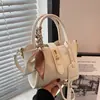 Bolso de nicho para mujer 2022 nuevo de moda otoño e invierno cesta de verduras para mujer estilo Chanel bolso de mensajero bolso cubo portátil