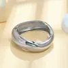 Pulsera Metálica Brillante de Diseño Industrial Pesado Exagerada Ins Transfronteriza Europea y Americana Pulsera Ancha Asimétrica Geométrica Elegante