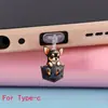 Tapón de polvo para teléfono móvil 2D, colgante acrílico de gatito transfronterizo, colgante de Tipo C enojado, artículo de venta caliente, otros productos africanos