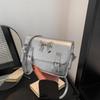 Bolsa Pequena Retrô Feminina 2026 Primavera Novo Estilo Casual Simples Moda Bolsa de Ombro Design Nicho Bolsa Transversal