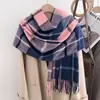Lenço Xadrez de Clearance em Falso Caxemira Outono e Inverno Estilo Coreano Novo Ins Retrô Inverno Quente Versátil Xale Cachecol