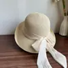 Chapéu de Palha com Aba Enrolada para Mulheres 2026 Novo Estilo Laço de Fita Luxo Leve Chapéu de Sol Verão Férias na Praia Proteção Solar Chapéu de Pescador