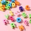 Cuentas del alfabeto inglés Macaron dopamina cuentas hechas a mano agujero recto cuentas sueltas cuentas para cadena de teléfono móvil cuentas para colgar en bolso material