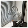 Estilo Novo Primavera e Verão 2025 Feminino Cinto de Renda com Laço de Pérola Estilo Fofo Menina Bolsa Tiracolo de Ombro Único Bolsa Concha