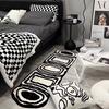 Tapete de Quarto Xadrez Preto e Branco Simples Imitação de Caxemira Cobertor Fresco para Cama em Casa Varanda Janela Saliente Tabuleiro de Xadrez Tapete de Chão Antiderrapante