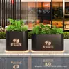 Departamento de ventas inmobiliarias estanque de flores de hierro forjado parterre decoración exterior combinación de canaleta para flores hotel restaurante maceta exterior caja para plantar árboles