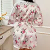 Nueva Bata de Baño con Cordones de Encaje Floral Estilo Delgado Ropa de Casa para Mujer Pijamas Primavera y Otoño Manga Larga Fina Bata de Pijama para el Hogar Venta al por Mayor