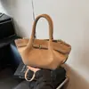 Bolsa Saco Casual de Luxo para Mulheres 2025 Outono Nova Grande Capacidade Estilo Retrô Ombro Único Transversal