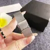 Influencer de Moda Japonesa Elige Reloj Rectangular Plateado con Correa de Malla Reloj de Pulsera de Cuarzo Lindo Reloj para Mujer Venta al por Mayor