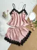 Conjunto de pijama feminino transfronteiriço com gola de renda, camisola e shorts, conjunto de três peças sexy e elegante de cetim de luxo, vestuário doméstico europeu e americano