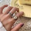 Estilo coreano estilo coreano moda retro amor antiguo letras inglesas anillo hueco sensación de diseño de alto nivel viento frío disco