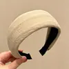 Diadema de Copa Alta y Ala Ancha para Mujer 2026 Nuevo Estilo Hace que la Cara Parezca Más Pequeña No Aprieta la Cabeza Diadema Otoño Invierno Lavado de Cara Presionar el Cabello Pinza para el Cabello Accesorios para el Cabello